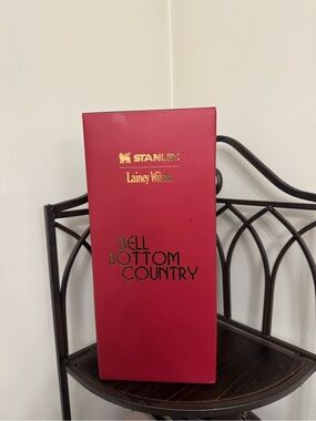 NWT Stanley x Lainey Wilson Country Gold 40oz Quencher Tumbler